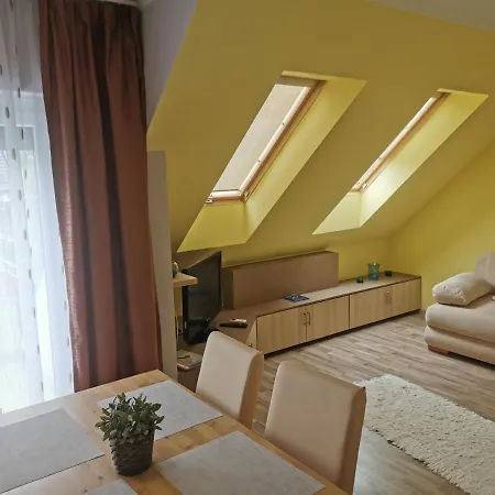 Szabo Apartment Sarvar